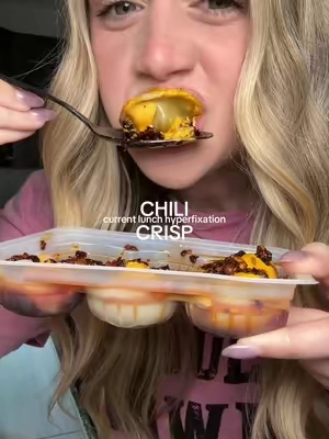 so yummy #chilicrisp #chilicrispoil #soupdumplings 