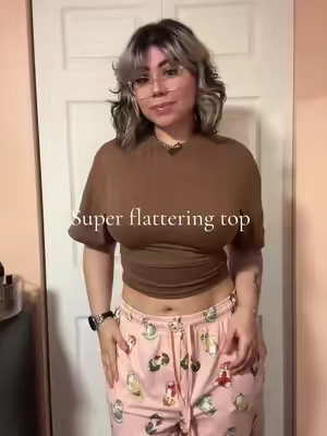 Obsessed with this top. Size medium 