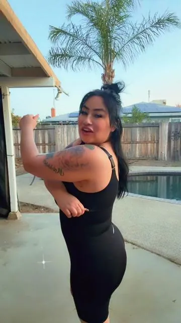@Shecurve USA #springtok #bodypositivity #shapewear #plussize #plussizefashion 