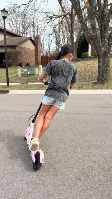 Electric Scooter to work, budget Scooter, Scooter girl, Best Electric Scooter, electric scooter college student, fast e scooter, street scooters, E scooter build, Smart Commutes with E-Scooters, Explore Work with Electric Scooters, scooter people, off road scooter, fast e scooter, Scooter Park, Best scooter, Foldable Scooter, Escooter bike #creatorsearchinsights #scooter #escooter #electricscooter #arjunchuwan 