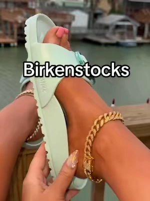 These Birkenstocks are a must have for summer! #birkenstocks #birkenstockarizona #birkenstocksandals #tiktokshopcreatorpicks #summersandals 