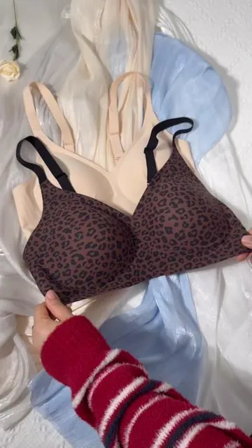 leopard print #seamlessbra #Oeak #oeakbra #everydaybras #flashsale #cute #comfortable #viralbras #viral