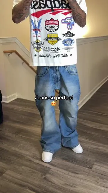 👆🏽Grab a pair before they sell out👆🏽 #recentpickups #musthaves #jeans #trending #viraltiktok 