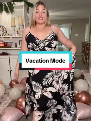 And now this is a 2 piece set that flatters a curvy body #twopieceset #matchingset #vacationoutfits #beachoutfit #plussizefashion 