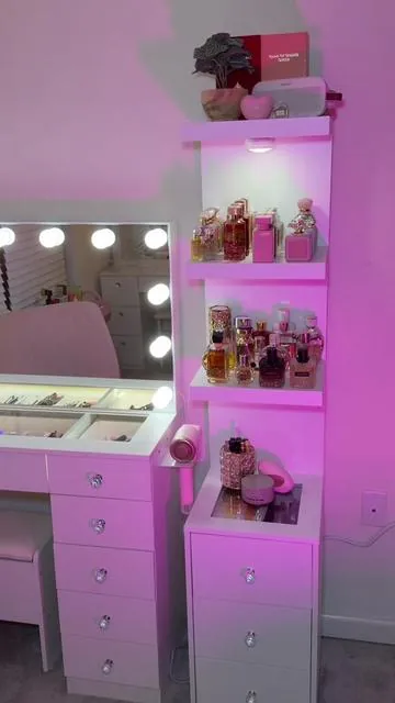 Gorgeous 3 tier standing shelf #tiktokshopfindh #shelfdecor #shelf #homedecor #decor
