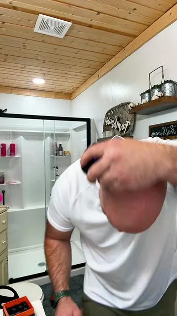 The MaxGroom 7D is the closest shave you will ever have! Works on head and face! @Maxgroom.Life  #tiktokshopfinds #groomingtools #mensgrooming #baldlife #mensstyle ✂️