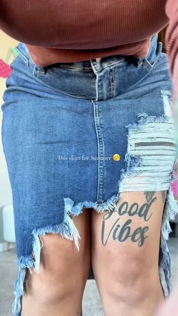 This skirt is 10/10 🙌🏻 #skirt #summerskirt #skirts 