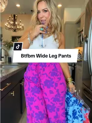 Once you wear them, You’ll be obsessed with these palazzo pants🤏🏼 @btfbm_us @btfbm_shop #palazzopants #palazzo #widelegpants #tiktokshopspringglowup #midsizestyle 