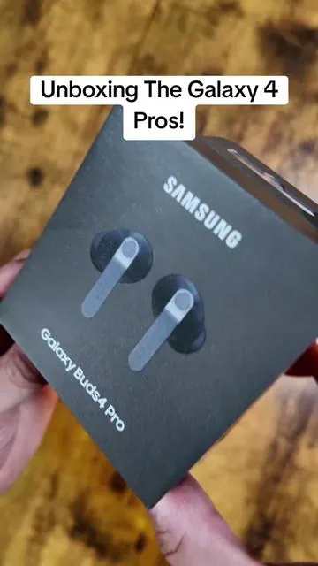 First look at the all New Buds 4 Pro #tiktokshopcreatorpicks #tiktokshopspringglowup #samsung #samsunggalaxy #buds4pro 
