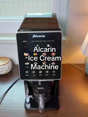 Excusseeee me this is insane😍 #icecreammachine #icecreammaker #homemadeicecream #kitchengadgets #kitchenessentials 