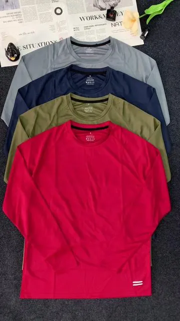 Found the perfect training tee — and it's giving understated MVP energy 🎯💪 Solid, breathable, quick-drying — everything you need, nothing you don't 👌✨ Crew neck fits just right, long sleeves for that clean gym aesthetic, and it moves with you through every rep, mile, and grind 😎🔥#longsleeve #top #fashion #spotlightfinds #tiktokshopspringglowup 