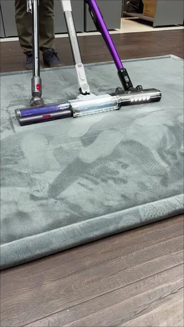 Which cordless vacuum performs best? #cordlessvacuum #vacuumcleaner #sharkvacuum #sharkpowerpro #stickvacuum 