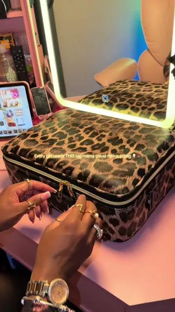 This travel makeup bag just changed my routine 😍✨ Built-in LED mirror, adjustable lighting + dividers… perfect for soft glam anywhere. If you love staying organized AND pretty on the go, you need this 💄✈️ #T#TravelMakeupBagM#MakeupOrganizerL#LEDMakeupMirrorM#MakeupStorageBeautyOrganizer  