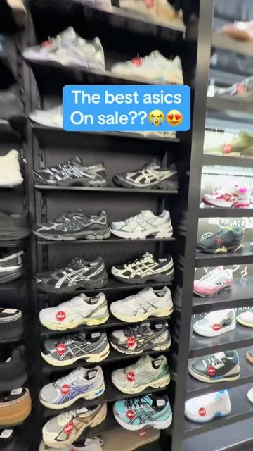ASICS on sale😭😍😍 #asics #asics1130 #asicsshoes #runningshoe #comfyshoes 