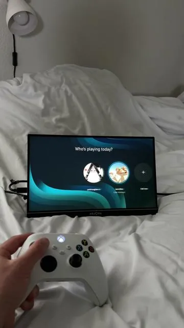 Viral portabl monitor for gaming, travel, and a second screen setup, 144hz makes it super smooth #tiktokshopspringglowup #portablemonitor #gamingmonitor #techfinds #tiktokshop