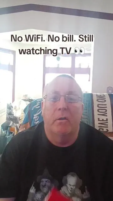 Canceled my cable and never looked back 📺💸 #FreeTV @ZiGoXu   #tiktokshopfindsfyp  #smartshopping #tvantenna  #savemoneytips