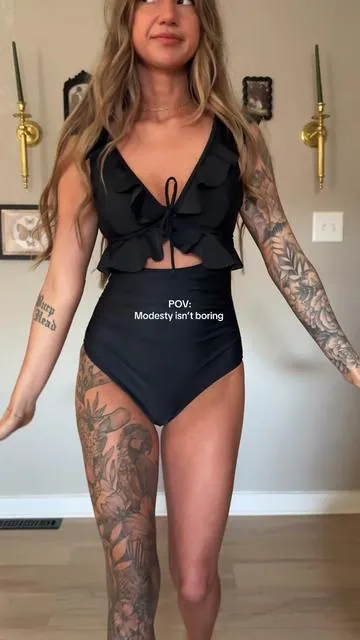 My favorite one piece right now 🖤  #onepiece#swim#swimsuit