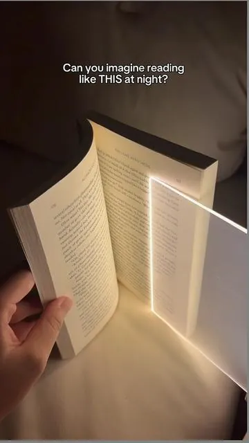 Soft brightness.No eye stress.📖Feels so much better.💕#reader #booklover #booklight #BookTok #tiktokmademebuyit 