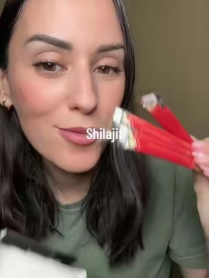 Replying to @Paloma🤍 Este es el nuevo shilajit pro #shilajit #shilajitpro #betteralt #honeysticks #shilajithoneysticks 