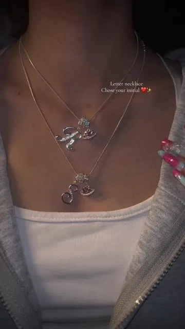 #initials #necklace #daintyjewelry #heart #tewiky #jewelry 