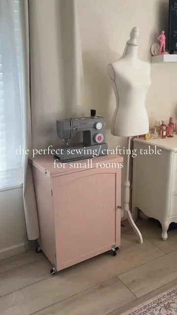 it comes in a few cute colors i obv got the pink one 🌸🤍 #sewingtiktok #craftingtable #sewingmachine #smallroom #tiktokshopcreatorpicks 