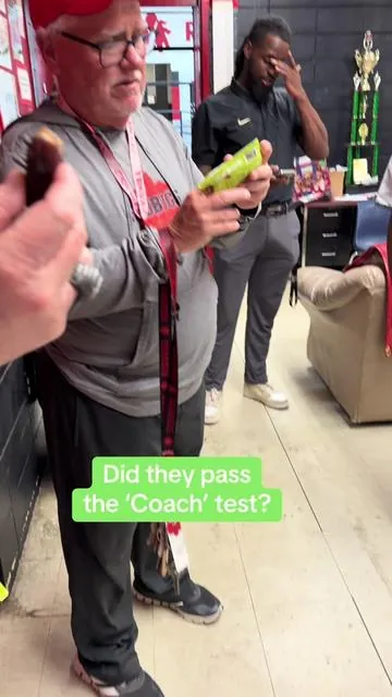 …with Flying Colors! #coach #tastetest #healthysnacks #tiktokmademebuyit #tiktokshopcreatorpicks  
