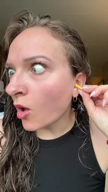 Replying to @𝑅𝒾𝓋𝑒𝓇 🩶 YES they’re reusable, washable, and feel so freaking good in your ear 🤤 + use code: NEIL100 at checkout for an extra discount!! 👀