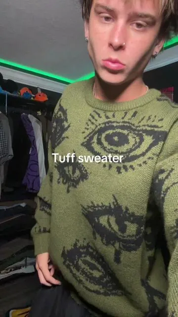 Naruto livin off spoiled milk and instant ramen 🤦‍♂️ #fashiontiktok #tiktokshop #fypシ #anime #sweater 