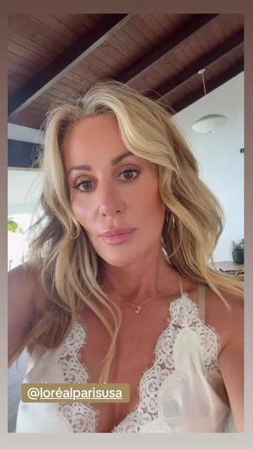 Shade 601 worth it all over. After, line with 495 Nude Espresso 🤎 Affordable, beautiful, lasts for hours lip combo!!!! #girlnextdoormakeup @loréal paris usa  #naturallip #weddinglipcombo #lipfiller 