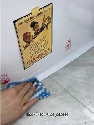 Es hora de arreglar esa desagradable masilla debajo del inodoro. #cintadesilicona #Juntadesellado #Manchasenelinodoro #limpiezadelbaño #tiktokshop 