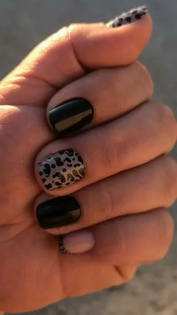 😍😍😍😍@Curvlife  #tiktokshopspringglowup #pressonsnails #salonqualitynails  #diymanicure  #curvlife 