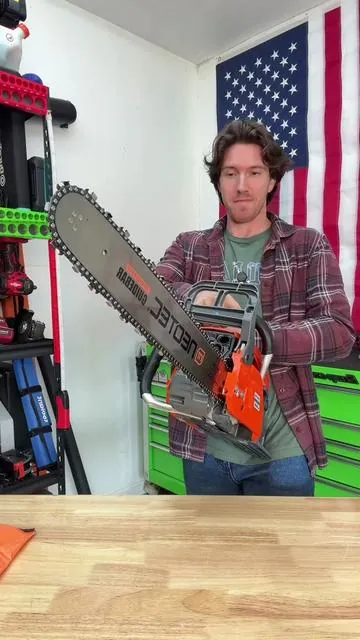 Check out this chainsaw from @Neotec_us #chainsaw #tools 