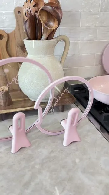 The only brand of pots and pans that I use 🤌🏻 #carote #carotepotsandpanset #pinkmacaroonset #potsandpans @Carote Brand Store #foryoupage 