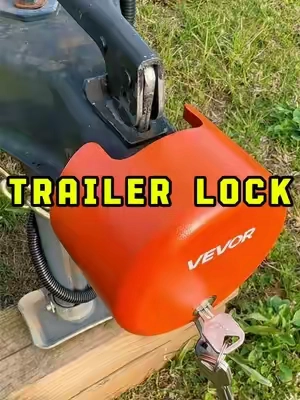 This keeps your trailer safe and secure. Heavy duty trailer lock kit. #trailer #lock #coupler #couplerlock #antitheft 