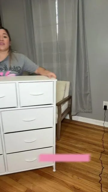 Organizador con múltiples cajones perfecto para mantener todo en orden. Tiene buen espacio para guardar ropa, accesorios o lo que necesites. Su diseño es práctico y ligero  Ideal para recámara, clóset o cualquier área donde quieras más organización. #dresser #cajonera #tiktokshopcreatorpicks #tiktokshopspringglowup #greenish 