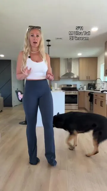 My favorite pants EVER EVER 😍living in these 24/7 