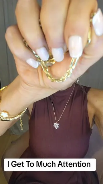 This is the gorgeous rope chain that's going viral that everyone asks were did I get it @Holylegend Jewelry USA  #tiktokshopspringglowup #necklace #necklacestack #affordablejewelry #jewelry 
