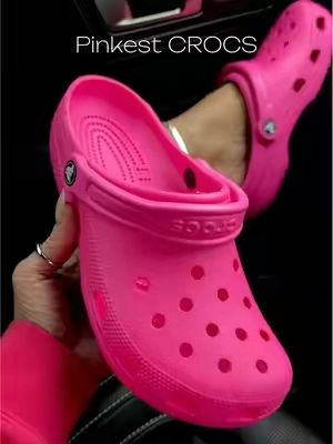 Pink Crush is so pretty 🌸💕🩷🌺🌷#crocs #classiccrocs #kidscrocs #pinkshoes #tiktokshopspringglowup @Crocs 