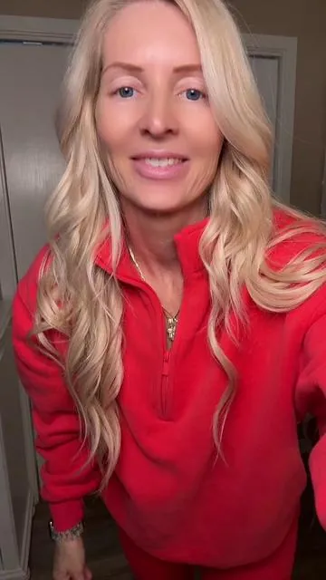 @Comfrt has done more than just provided me with a new wardrobe upgrade. #confidence #over40 #journey #tiktokshopaffiliate #brandambassadors thank you for everything!  