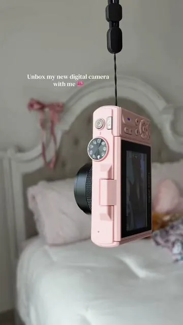 So cute and it’s pink 🎀✨… go get yours now 💋… #digitalcameras #tiktokshop #Greenish #cameras #pinkaesthetic 