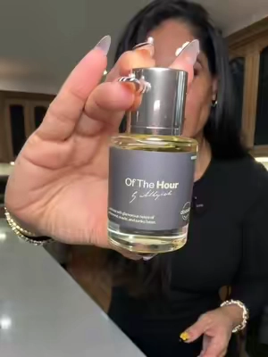 Dossier's Of the Hour... Babyyyyyyyy ❤️‼️ This is "THAT GIRL" when it comes to fragrances for women This is one of the best smelling perfumes I have smelled in a minute.  BOLD, POWERFUL... It makes a statement in the cologne and perfume category @dossierperfumes #ofthehour #perfume #perfumetiktok #smellgood #tiktokshopcreatorpicks