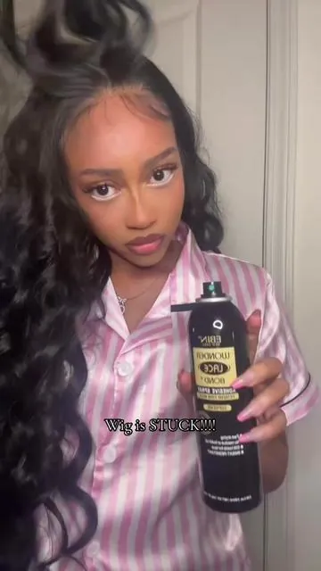 Wig is stuck to my head but at least it’s melted 😍 @EBIN NEW YORK  #ebinlacespray #meltedlace #lacefrontwig #wigtok #wiginstalltutorial 