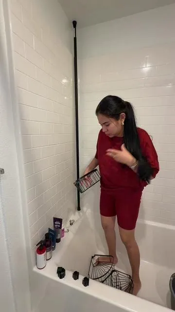 7623947476545932574
