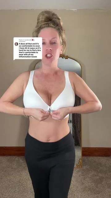 Replying to @analorrah ❌ easily one of my favorite bras! @Delimira  #posturebra #lightlypaddedbra #frontclosurebra #backsupportbra #fullcoveragebra 