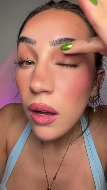 #ourbelladuochrome #ourbella #duochromeyeshadow #zaralarrson 