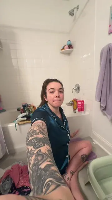 #motherhood #toddlersoftiktok #toddler #bathtime 