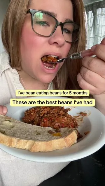 I’ve been eating beans for over 5 months and these are the most delicious, convenient beans I’ve tried from @WalkingTamales #beantok #beansforbreakfast #perimenopausehealth 