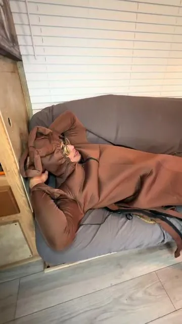 La cucaracha no quiere pasar calor 
