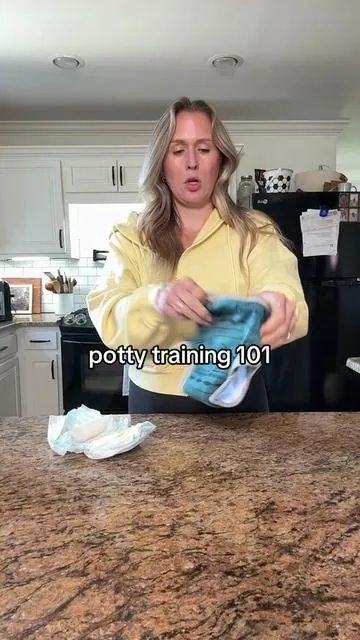 These underwear will get your toddler potty trained quicker than you know! #pottytraininingmama #pottytraining #toddlertok #momhacks 