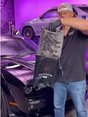 Satisfying Car Cleaning ASMR 🙌👀 - Watch as the V+ Twisted Loop Drying Towel quickly absorbs water in a single swipe. The double layer, 1200 GSM microfiber quickly transports water up from the car's surface, for a faster, more efficient drying experience. - #asmr #asmrsounds #cardetailing #autodetailing #autodetail 